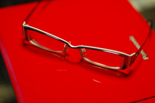 zonet0605's profile picture. 名軍師を目指して勉強中の35歳。得意分野はマーケティング(中小企業診断士)×ＩＴ(仕事)×色彩(１級カラーコーディネーター)。受験生支援としてZonEというHNで診断士一発合格道場というブログも書いてます。現在、プロマネとiPhoneアプリ開発の勉強中。趣味はドライブとゴルフ(下手クソですが何か？)とRun。