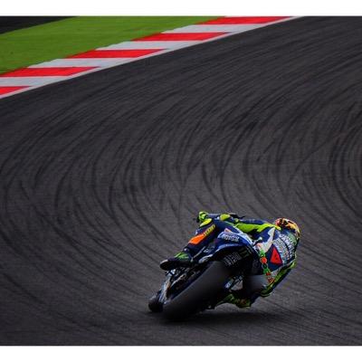 firebladeken's profile picture. Hi, im an amateur photographer , when i get time from the usual family stuff, i like a laugh and love to travel.