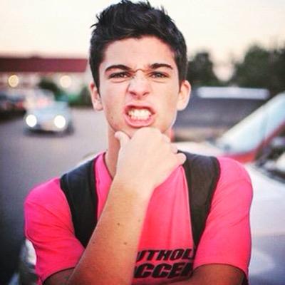 ¿#OlderTaylor¿ ~But baby it's cold outside~ ¡Son of Khione, the oldest of the siblings¡ •30• Twist on TVD/TO ||