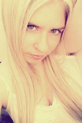 Ninou_Bg's profile picture. 17/03/2014 ❤ ~
Follow me !!
Je follow back !! :')