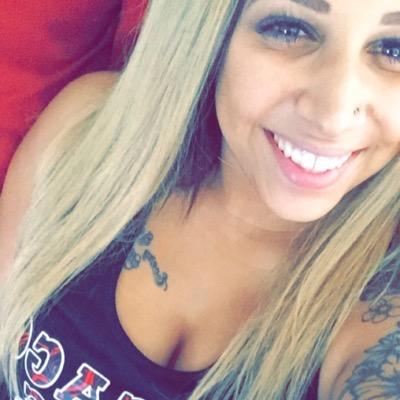 Neeshhiaa's profile picture. Partygetsmewetter.