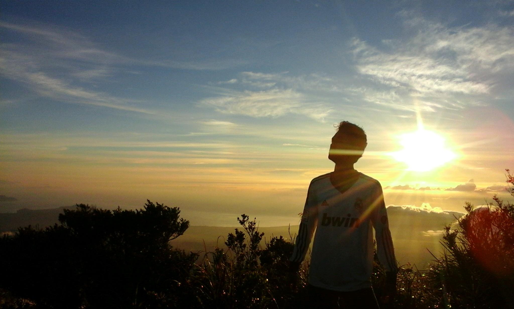 LoudwickPirry's profile picture. LOOK AT TO THE BRIGHT FUTURE