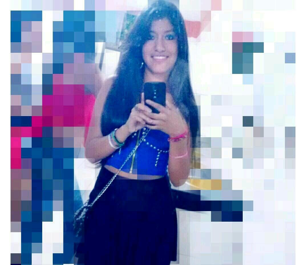 Solteira
18 anos
Moro no maranhao
a procura de um amor, rsrs
