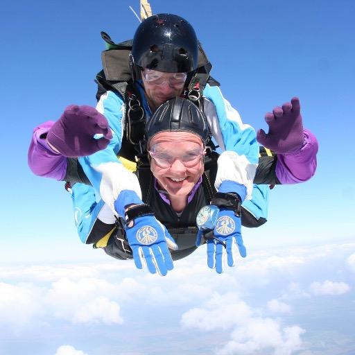 Mattloughlin's profile picture. Film Editor. #skisunday #formulaone #olympics