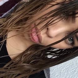 nisrinaRPGSEXO's profile picture. « Le sexe n'est pas une réponse. Le sexe est une question. Et la réponse est : oui. »