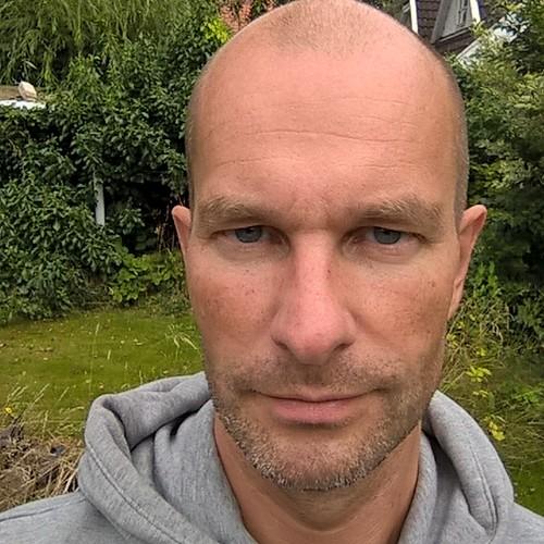 Promoting logic and laughing at hypocrisy. Dad, Co-CTO and partner in IT-consultancy https://t.co/qk5KHSa6F8 (iTwerk)
Retweets: What I think is worth paying attention