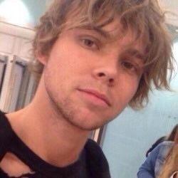 i'm ash but call me kitty