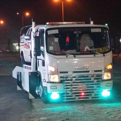 يوجد سطحة لنقل السيارات الصالحة والعطلانة داخل المنطقة الجنوبية وخارجها اتصل نصل 0555022239 وواتساب 0565940999