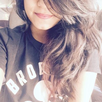 SmridhiM's profile picture. 