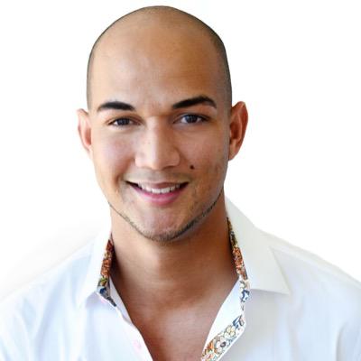 Actor | Presentador | Honeymoon & Destination Wedding Planner | Dreamer | Travel Agent | Traveler