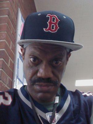 jamsmosely's profile picture. Like to cook, movies, shop,school,work.