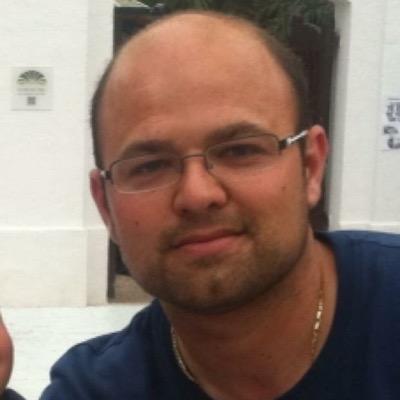 Ingeniero en proyectos y ejecución de lineas eléctricas de Baja y Alta Tensión,Energías Renovables, eficiencia energética y formacion.