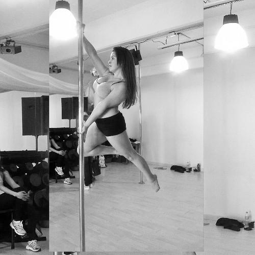 Es mas que una disciplina es una Pasion - Pole Dance