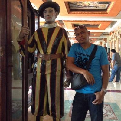ianrobert123's profile picture. 
