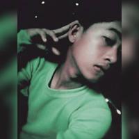 than ^_~ (@jonathantomian) 's Twitter Profile
