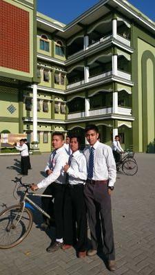 siralizaniy's profile picture. it's so funny