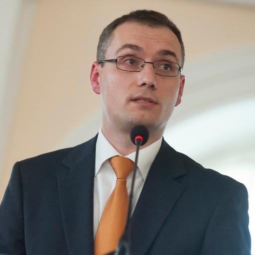 JozefVasak's profile picture. EU, Desk Austria , Tweets = personal, RTs ≠ endorsement