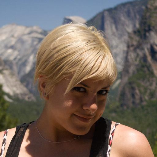 AngelicaFarnen's profile picture. Carrying nature in my soul.