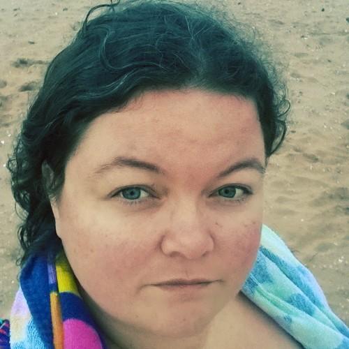 ArseneauVanessa's profile picture. Wife, mother, Lab geek, crafter.