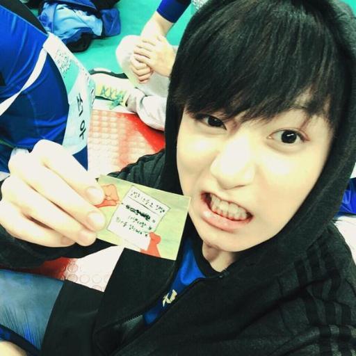 Wanita yang cerdas dan sukses, itu tujuanku ^_^ | SHS 1 SIDAREJA | kpopers yonghwoni~| Bangtan Boys' ARMY | Just mention for follback :)