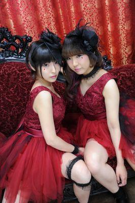 haruka_ako_role's profile picture. 姉妹ボーカルユニットROLEは
2016.5/8解散しました。

もう一度この場所で出逢える時まで…