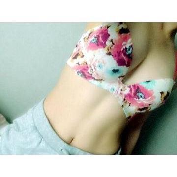 ハタチ‼︎大学生!(^O^)/一緒にオナニーしよー(੭ु ›ω‹ )੭ु⁾⁾♡「vnjg」LINEしてほしいなあ☆