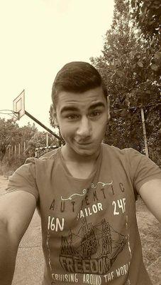 borko12381's profile picture. Don't think. Just do it! ✌

Follow me on Instagram: @kazvamseborko

Snapchat: borko_p