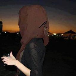 iamfizaamir's profile picture. 