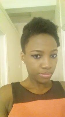 Blogger, Student, Hardworking, loves to cook and Massage.