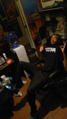 itzlamont's profile picture. 