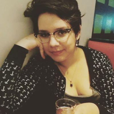 formadora de opinião irrelevante