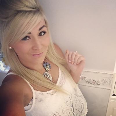 Kelsey05075372's profile picture. Kels Live , laugh , love .....