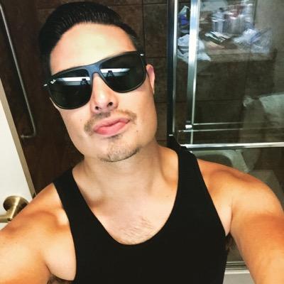 Ciao tutti, il benvenuto! 28-year young man taking care of business one step at a time near those I am blessed to have and love. Motivated and going strong!