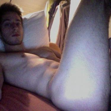 Hello, I'm Ben and I do Gay Video Chat. Register free http://t.co/1nGQ9QnizQ and watch my hard dick live. Only guys pls!