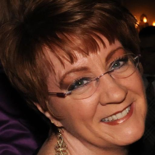 Business communicator. Love: books, movies, photography, animated conversation. Tweets combo what I do, what I love. Make me laugh, we'll be friends forever.