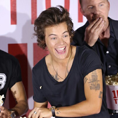 evanthiamv's profile picture. I Think that I need to hug One Direction NOW!