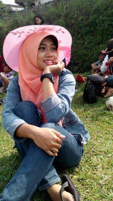 nnikem's profile picture. Akibat pelupa tingkat akut ganti akun tweet