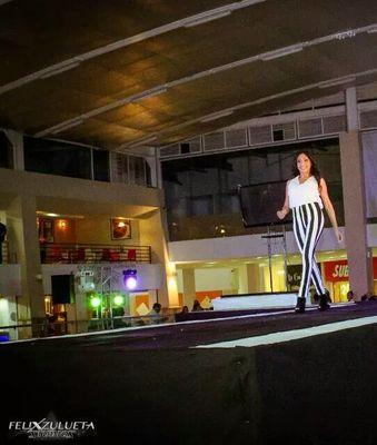 LizTorresV's profile picture. 19
Model// dancer//  choreographer// instructor                                                              Las cosas buenas llevan tiempo