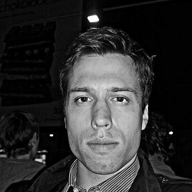 davidrangl1's profile picture. de fiesta en fiesta