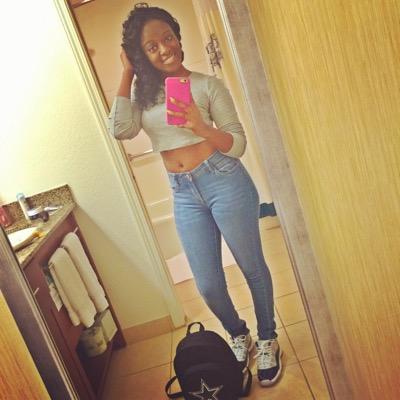 Destiny Sheree'
Love, Live, Laugh
destiny@dezbryant.com