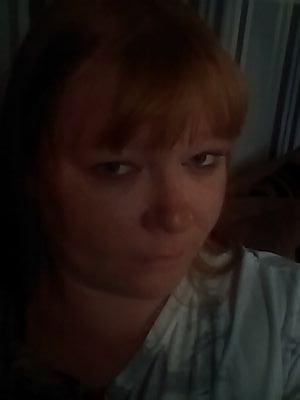 I'm a single parent have three very different but fantastic children I love to laugh love my animals like to think I'm friendly and easy going anything else ask