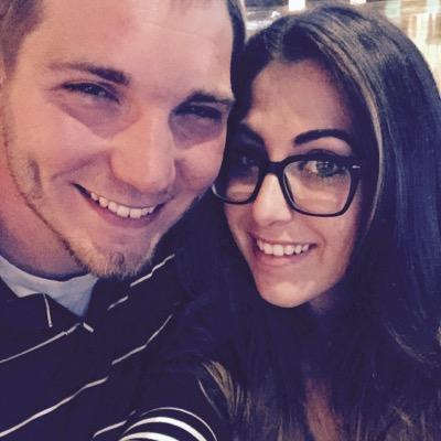 rockinrenzet's profile picture. Third generation Brooklyn pizzeria owner who thrives on hopeless romance, underground music, The Food Network and the NY Giants