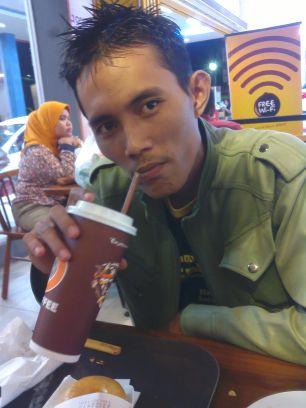 Wahyudi00217560's profile picture. 