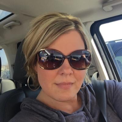 shelleighbush's profile picture. 