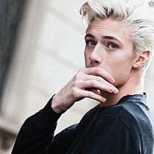 VolatileMutant's profile picture. Let's get a move on, geriatrics. | The faster, sexier, older twin. #NAU