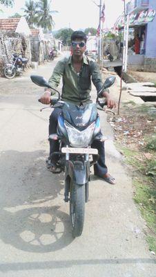 prakashpuya's profile picture. 