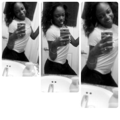 16 & winningg . UN B O T H E R E D & Pretty ✨. Sc:thuggunice | IG: libootaay Gainesville , Fl ☀
