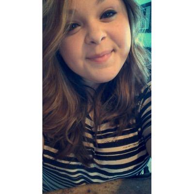 savannita15's profile picture. 