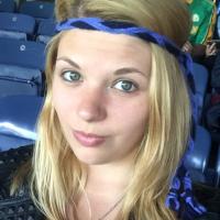 Liz D. (@l1zzerd) 's Twitter Profile
