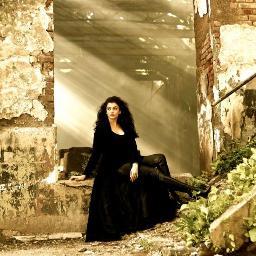 khan_maham12's profile picture. 